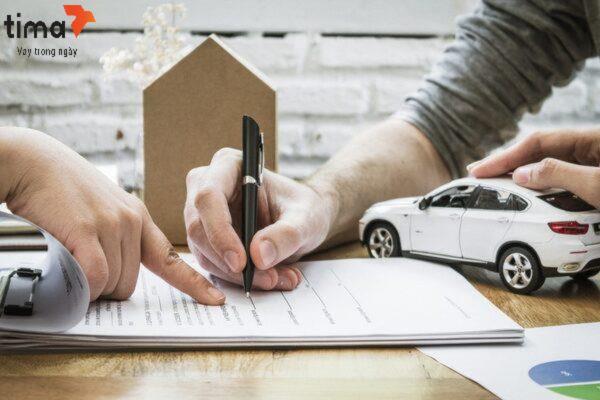 Có thể bị phạt hành chính, phạt tiền khi không mang theo đăng ký xe tham gia giao thông
